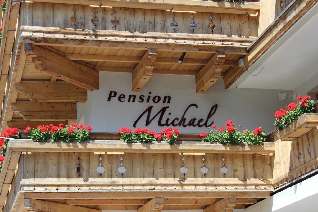 萨尔巴赫Pension Michael住宿加早餐旅馆 外观 照片